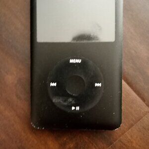 Generation 7th 80 GB Old Apple iPAD